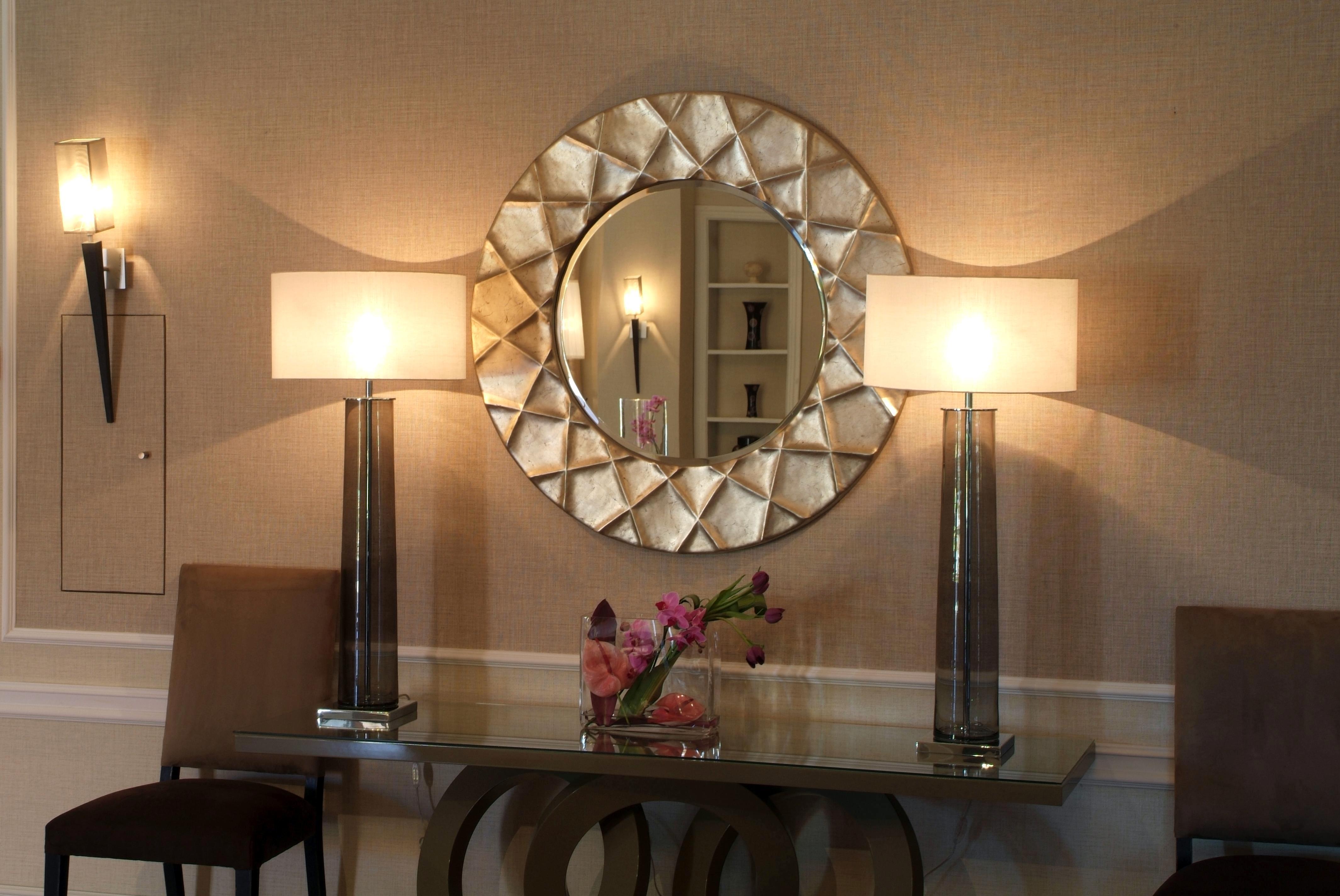 โดลเช บาย วินด์แฮม กัมโปเรอัล ลิสบัว Hotel ตูร์ซิฟาล ภายนอก รูปภาพ A mirror in a home